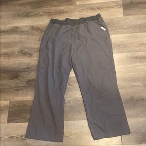 Cherokee Women’s Grey Scrub Pants EUC 2XL